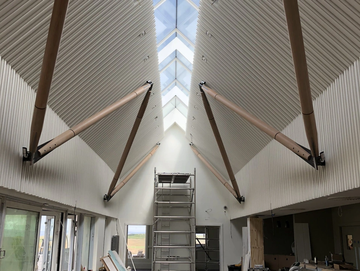 the working stage of installing the skylight
