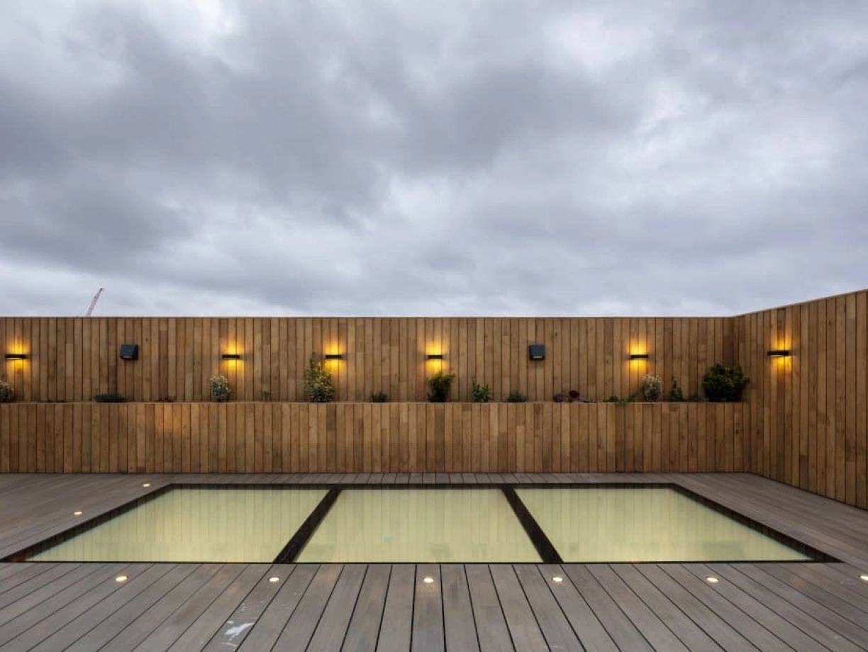 walk on skylight on terrace next to border with lights on it